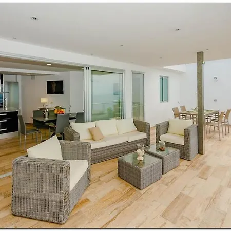 Modern Magical Santa Cruz De Tenerife Villa *